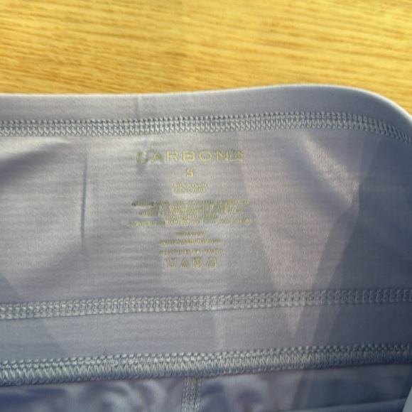 Carbon 38 NWOT SZ SMALL. - Picture 3 of 4